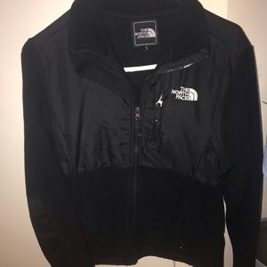 Women’s North Face fleece jacket